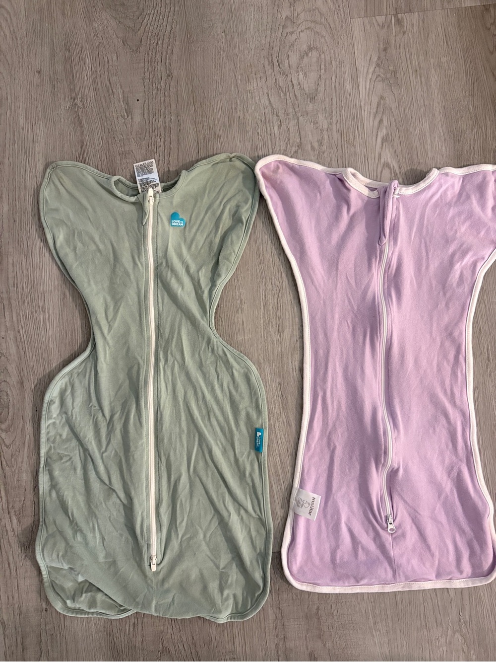 LOVE TO DREAM bundle of two size M arms up swaddles